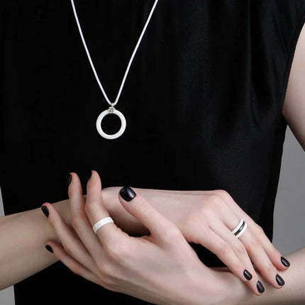 Kolmnsta 2mm 4mm 6mm White Ceramic Ring Men Woman Rings Anti-Allergy Polished Design Anillos Gentle Wedding Engagement Band